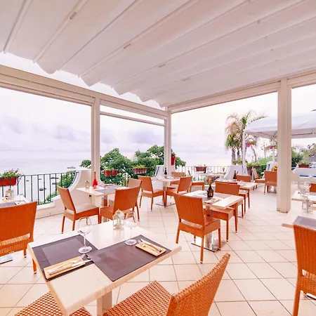 卡皮佐酒店 Forio di Ischia
